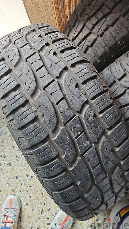 4 Linglong tyres 265 60/R18 like new 3