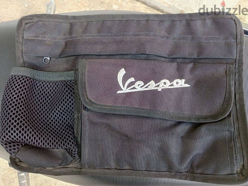 vespa bag 0