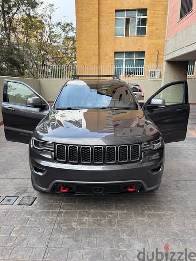 Jeep Grand Cherokee Trail Hawk v6 4x4 2017