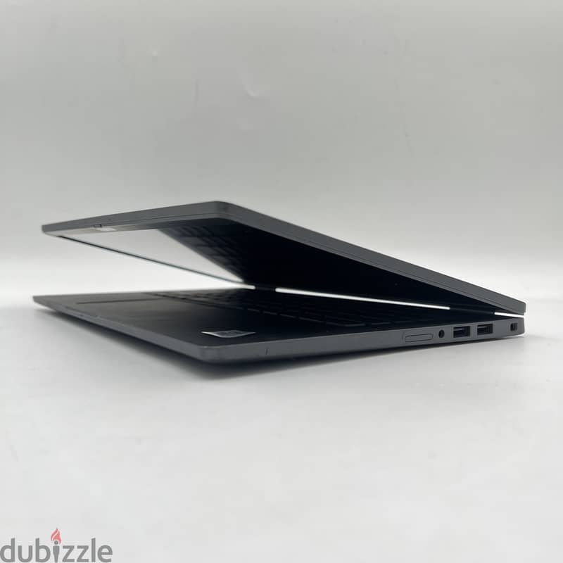 4827-Laptop Dell Latitude 7410 1