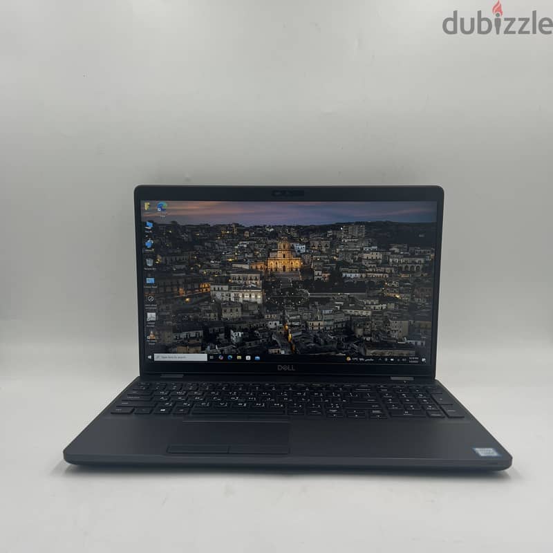 4900-Laptop Dell Precision 3541 0