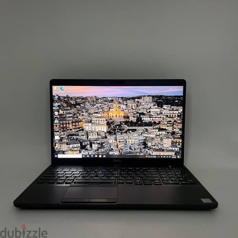 4900-Laptop Dell Precision 3541 6