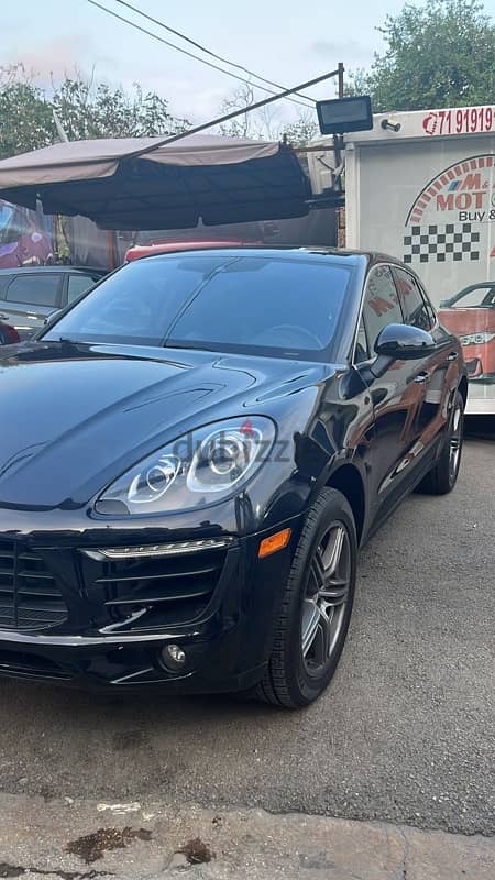 Porsche Macan 2016 0