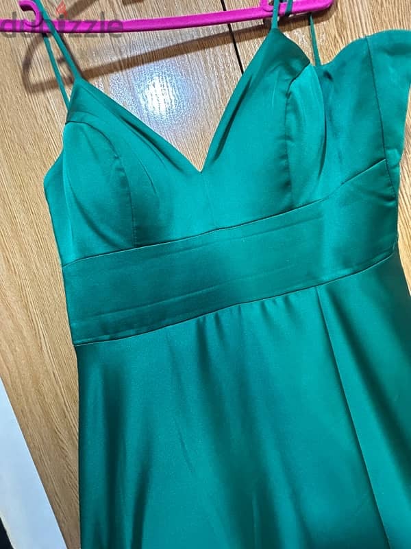 Green guest wedding dress 2