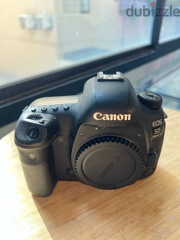 canon 5d mark 4 0