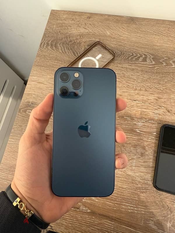 IPHONE 12PRO 128gb 1