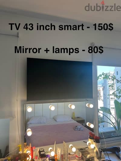 mirror with lamps