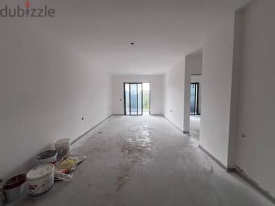 Apartment for sale in Bsefrine شقة للبيع في بسفرين