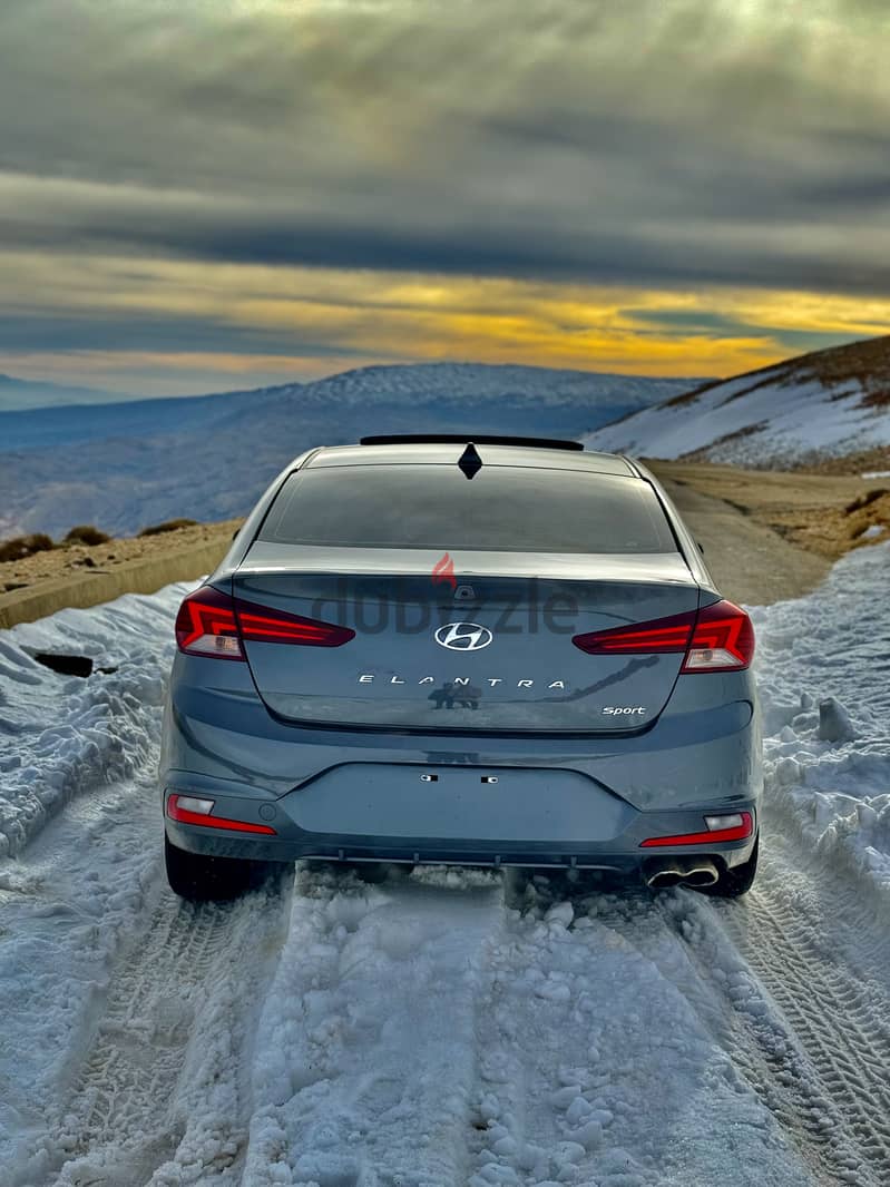 Hyundai Elantra 2019 Sport high edition 0