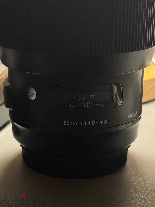 sigma 85 mm 1.4 EF (for canon) 3