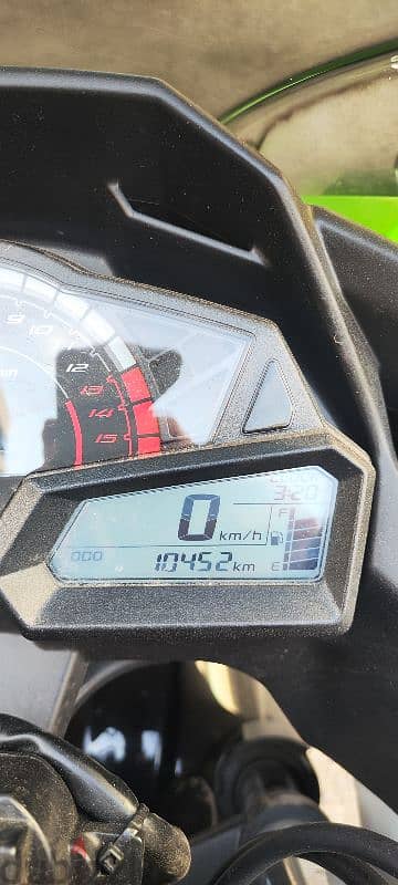 Kawasaki Ninja 2018 300cc for sale 3