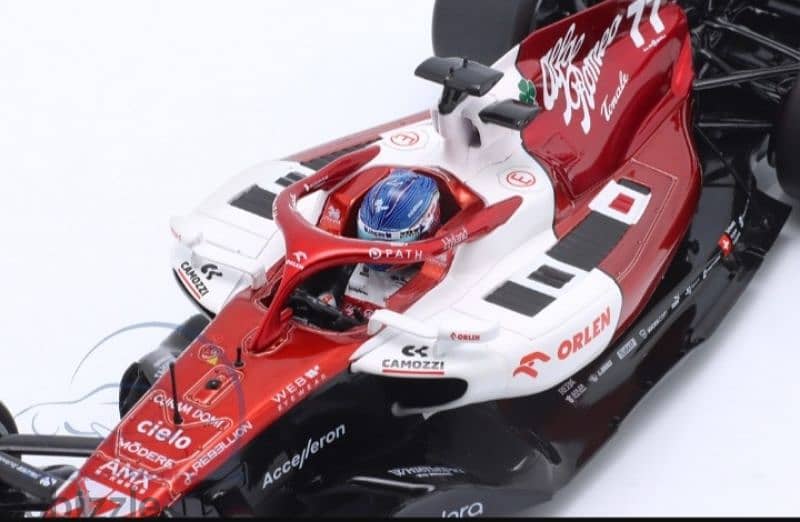 V. Bottas Alfa Romeo C42 (2022) diecast car model 1;18. 4