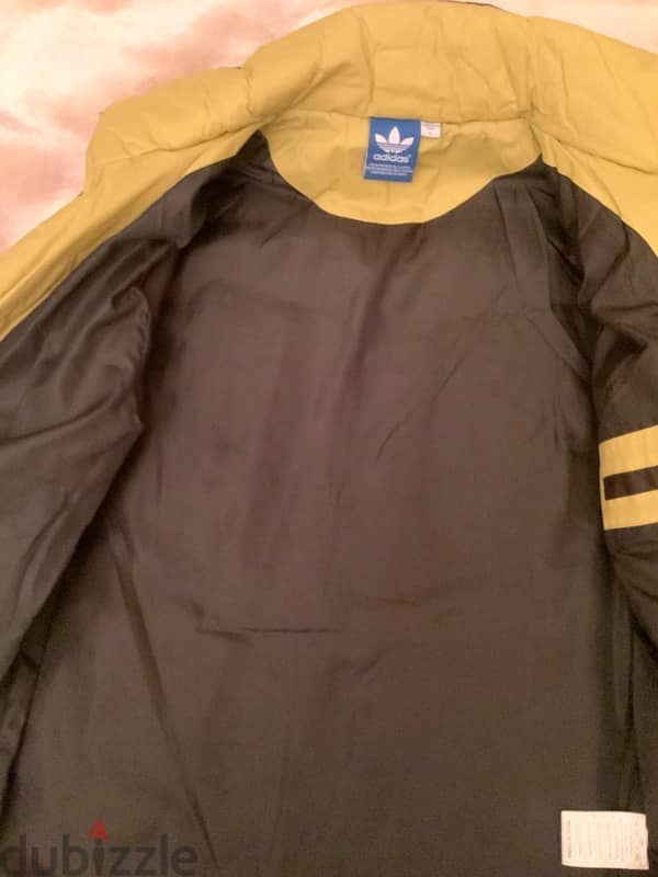 adidas skiing jacket size medium fit from 60 to 90 kilo 3