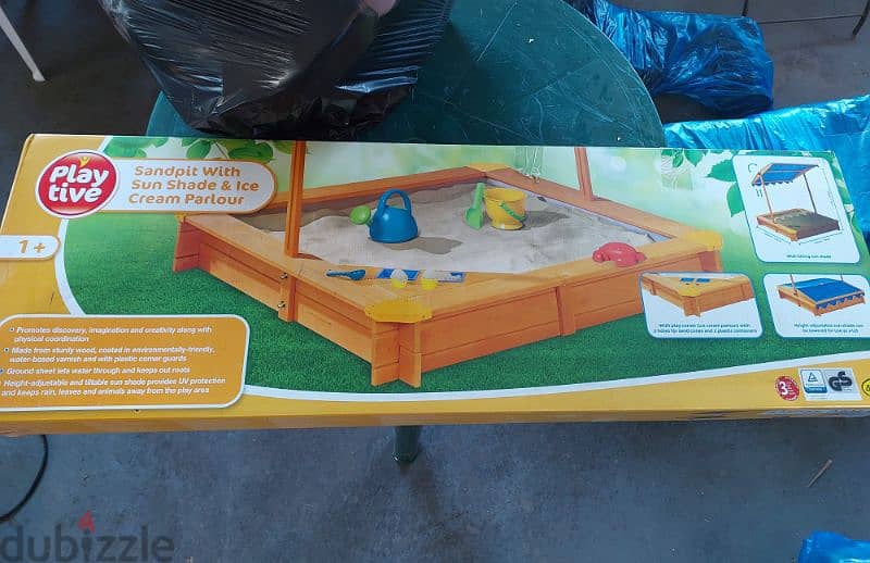 Sand Pit For Kids - Play Live - Brand New 10