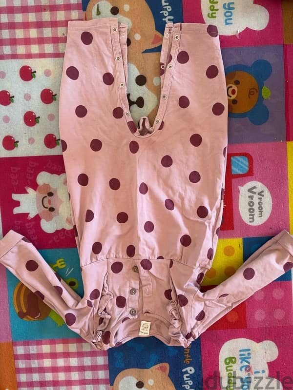 barely used baby clothes- ثياب أطفال شبه جديد 3