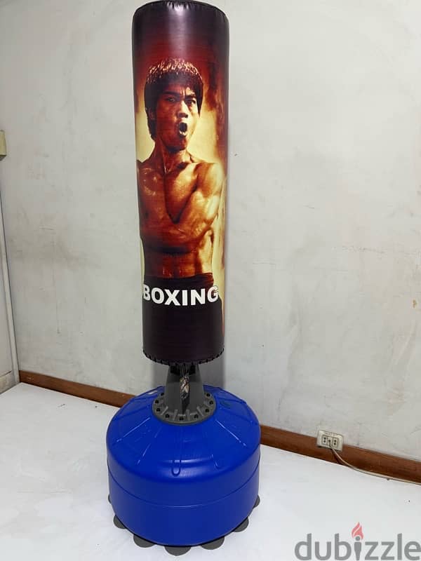 boxing stand 0