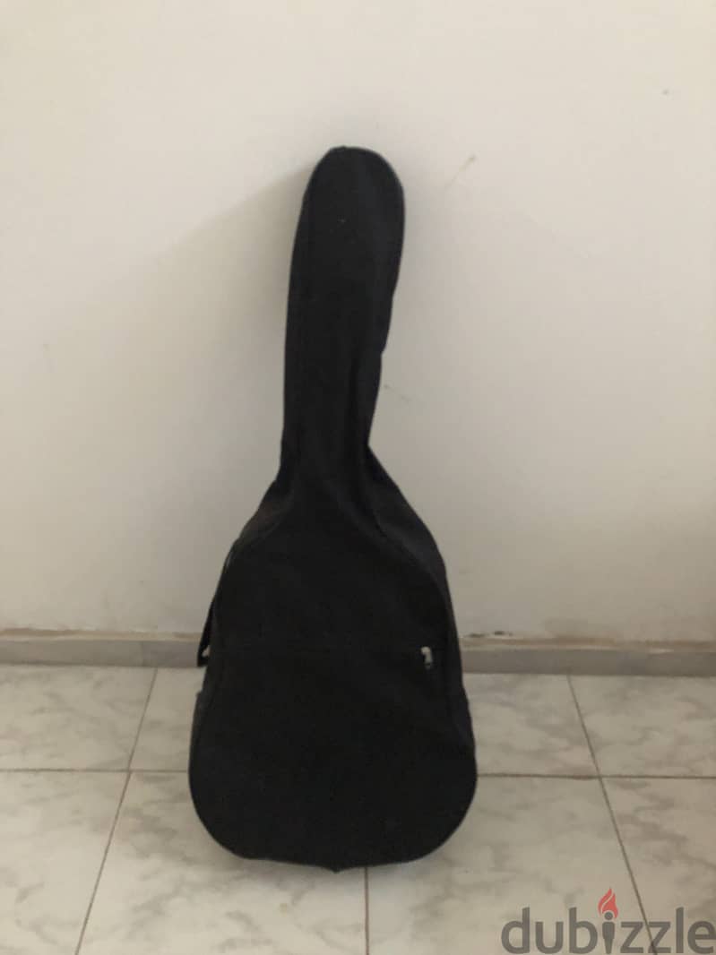 Accoustic Guitar Yamaha 3