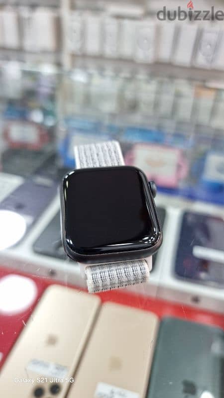 apple watch Se 44mm used 0