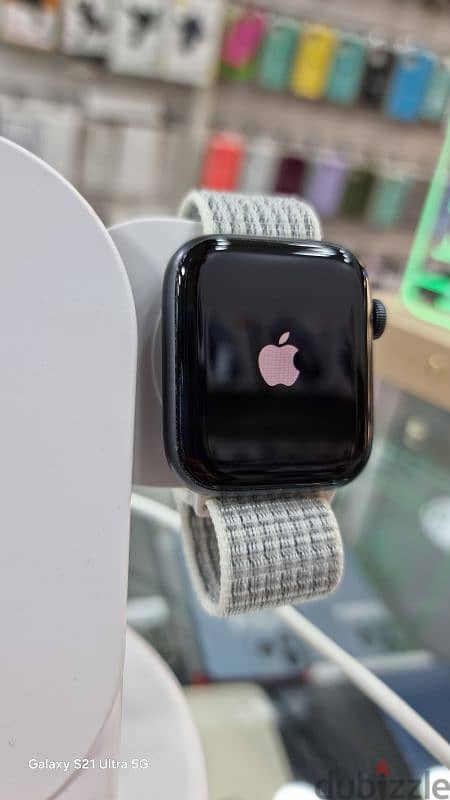 apple watch Se 44mm used 3