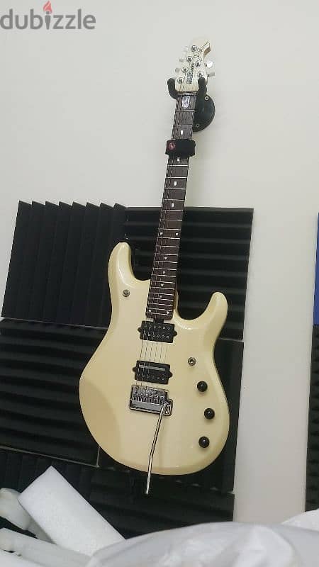 Ernieball musicman JP6 white pearl electric guitar 0