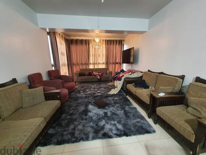 Apartment for sale in tarik el Jdideh شقة للبيع بالطريق الجديدة 0