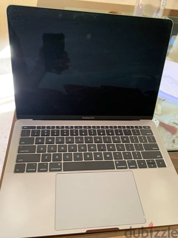 Macbook pro 0