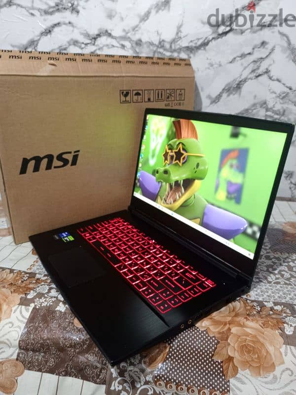 rtx 4060(8GB) / core i7 12650H / MSI gaming laptop like new 11