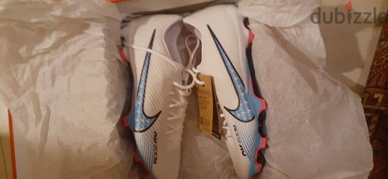 football shoe original brand New size 44.5 1