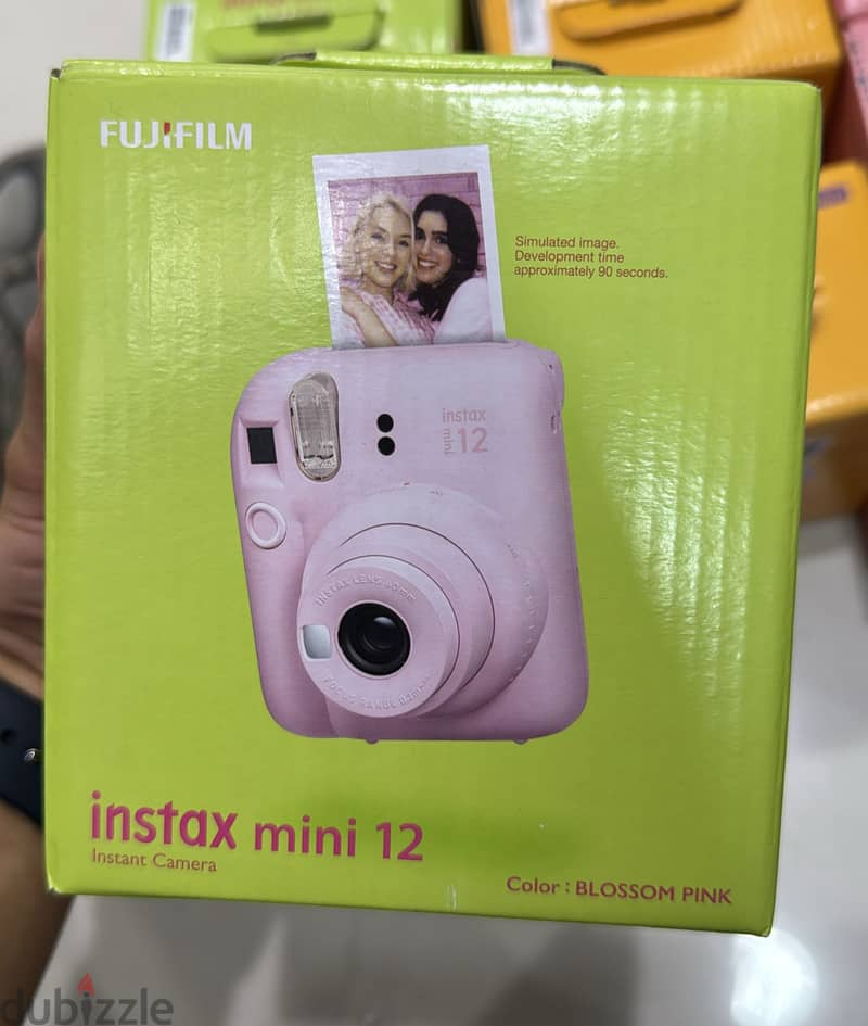 Fujifilm instax mini 12 blossom pink 0