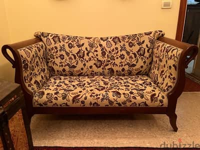 2 x two seater sofas        صوفا بمقعدين عدد ٢