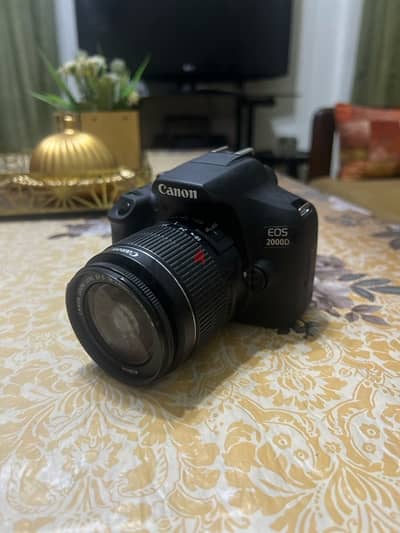 Canon EOS 2000D 24MP Digital SLR Camera Lens18-55mm