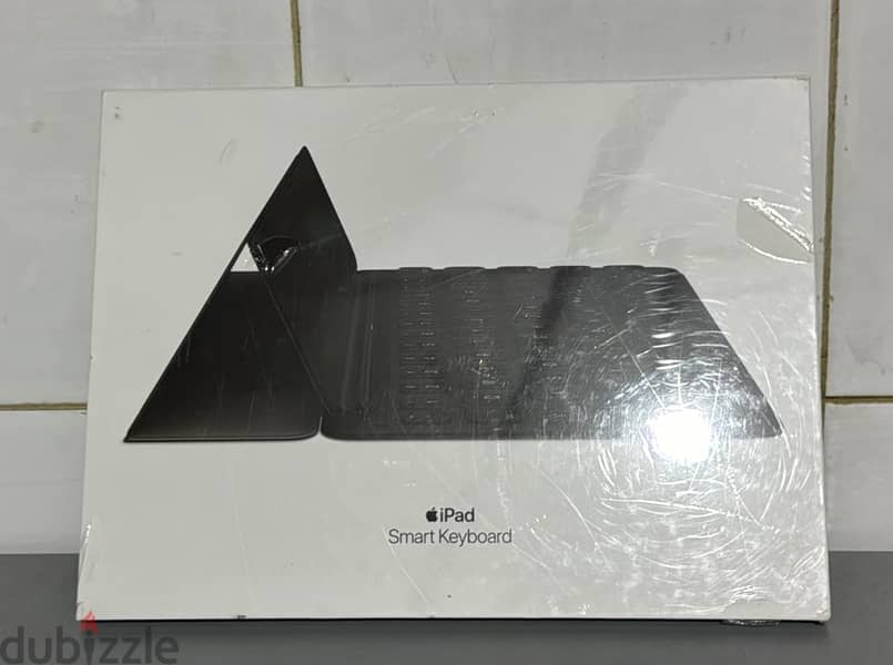 Apple Ipad Smart Keyboard ipad 9 english black MX3L2 Exclusive & new 0