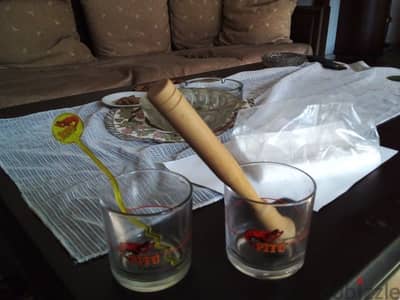 Pitu Rum cups with accessories