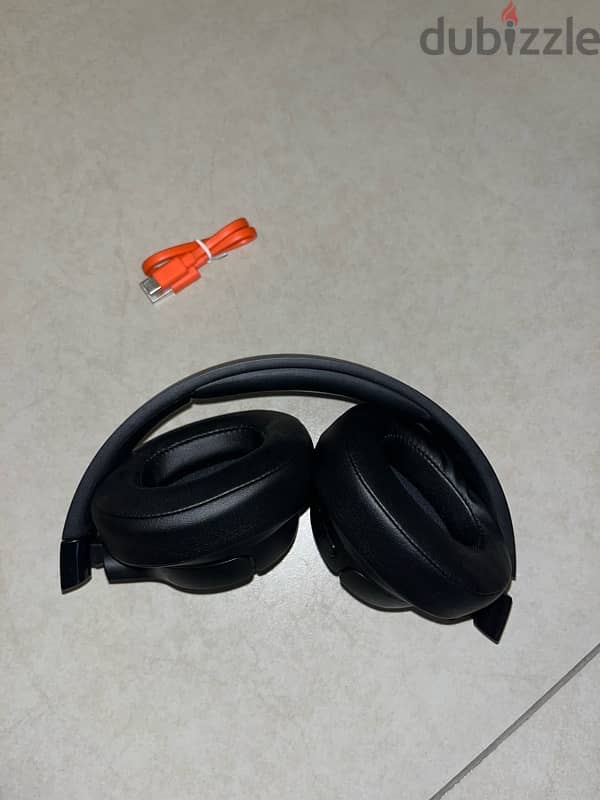 JBL tune 760nc bluetooth headphones with active noise cancelation 3