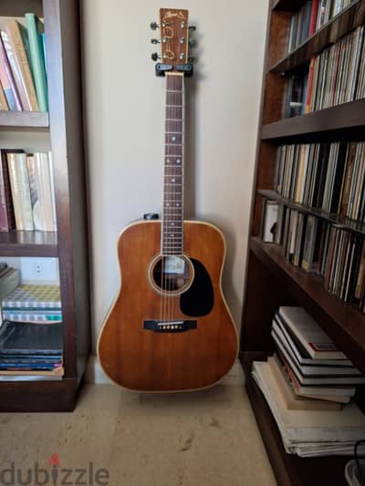 Accoustic Guitar: Suzuky Three S Model W-40A