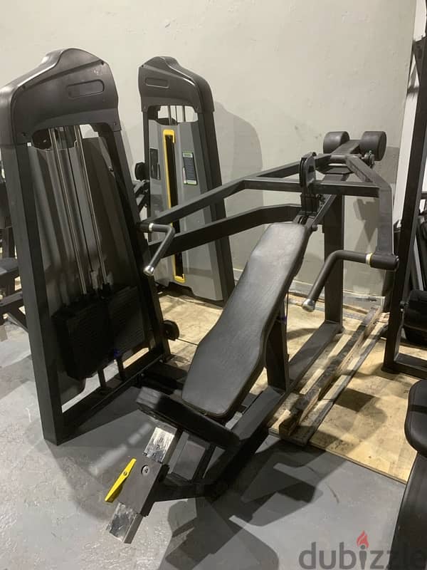 6 Precore Strenght machine like new 5