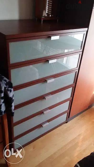 Bedroom Set in Excellent Condition (Reduced Price) 3