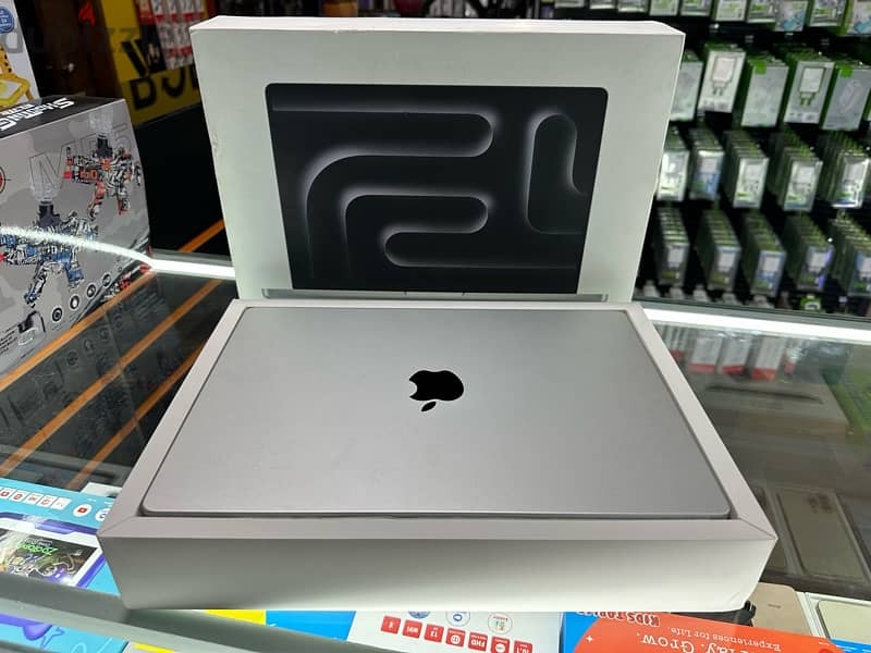 MacBook Pro 14” m3 512gb 1