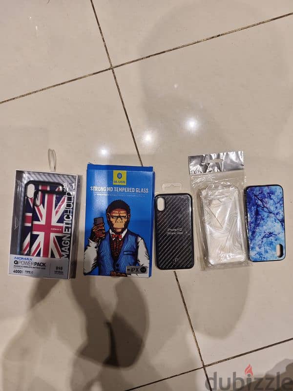 IPhone X/XR/XS 3 covers + Glass protection + cover with powerbank 0