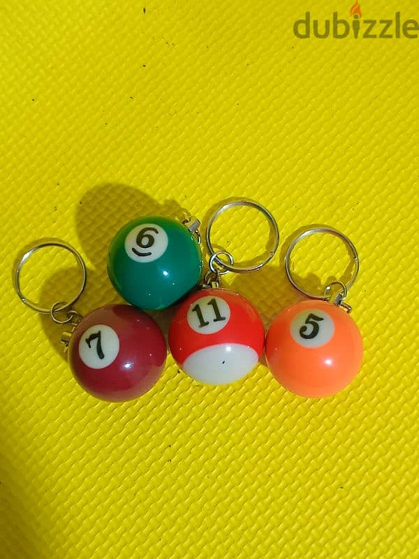 Billiard Pool Ball Key Chain 0