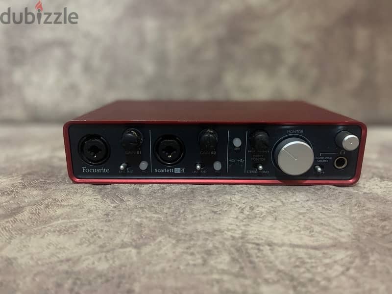 Focusrite 2i4 0