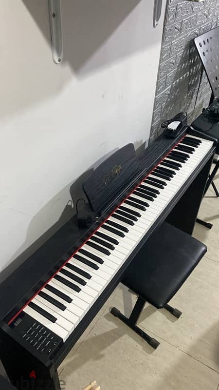 electric piano 0