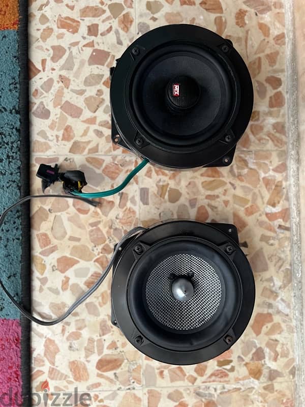 1 speaker mtx + 1 speaker focal 1