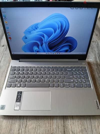 Lenovo laptop v3 generation 11 like new