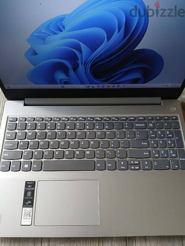 Lenovo laptop v3 generation 11 like new 2