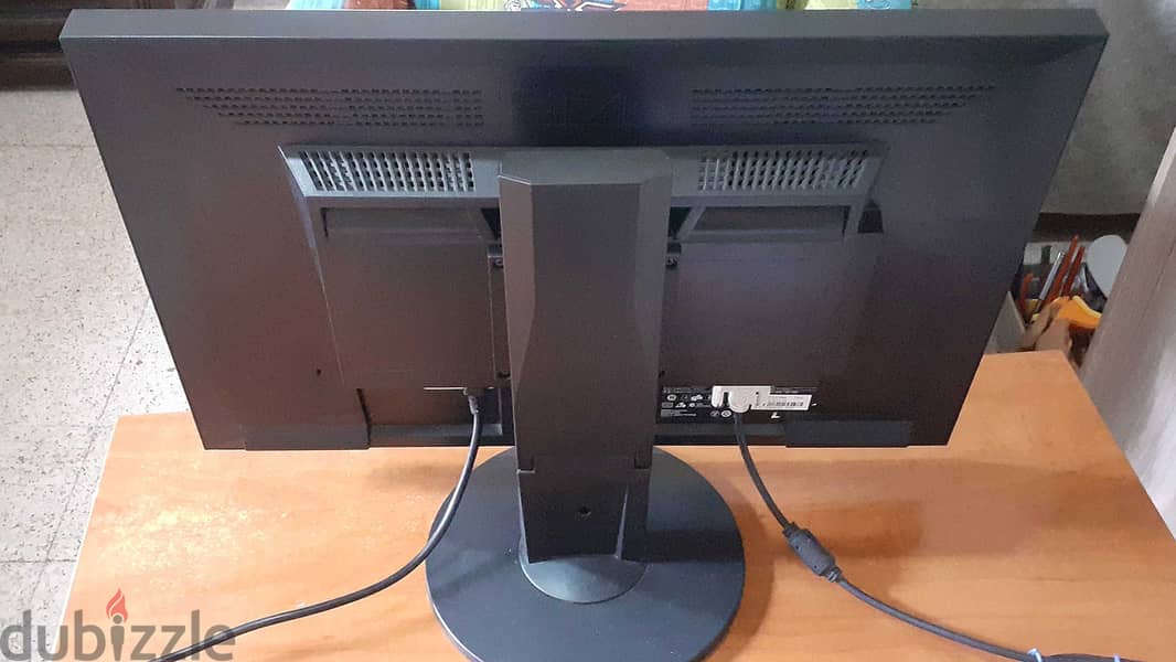 Desktop PC + Monitor 24" 6