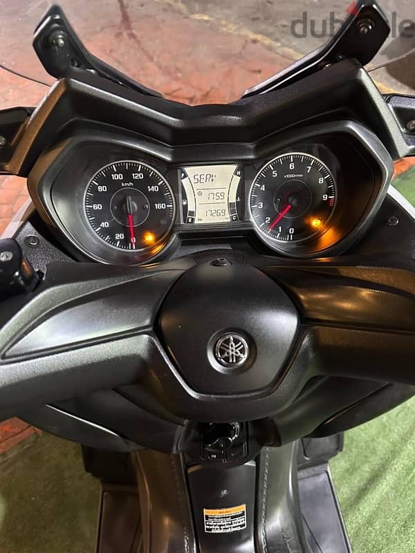 yamaha x max 300 2022 4