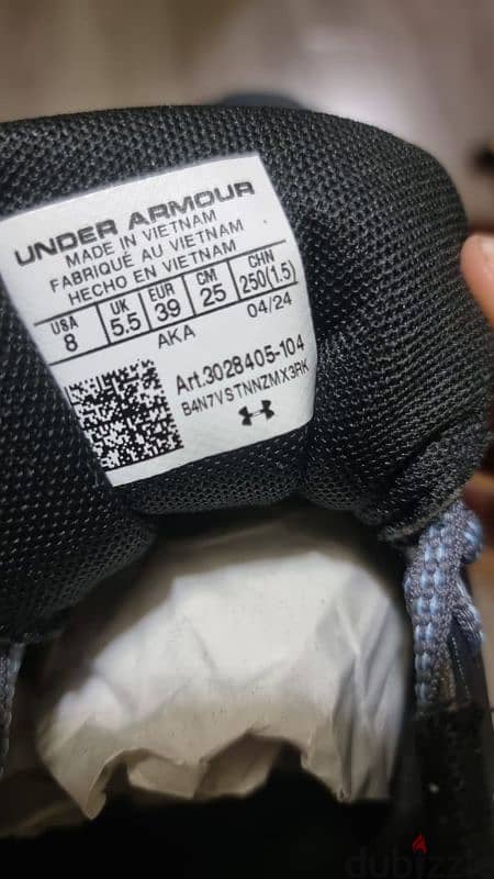 New under Armor running shoes 5