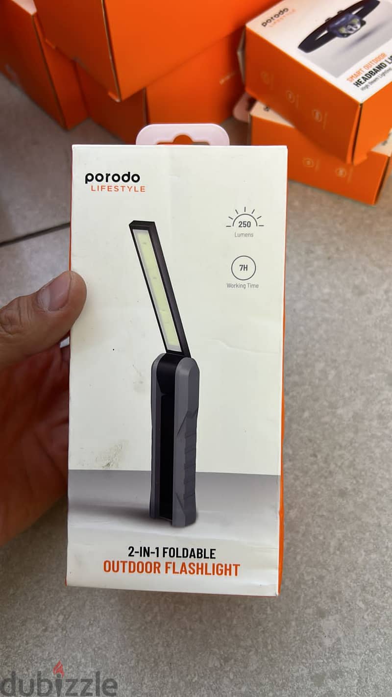 Porodo 2 in 1 foldable outdoor flashlight 250lm 0