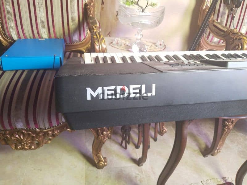 Medeli 1